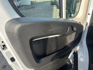 Peugeot Boxer 2.2 HDI 335 L2H2