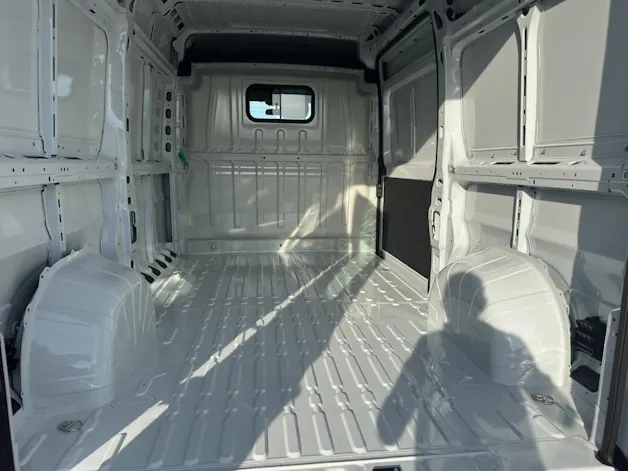 Peugeot Boxer 2.2 HDI 335 L2H2