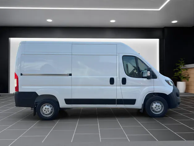 Peugeot Boxer 2.2 HDI 335 L2H2