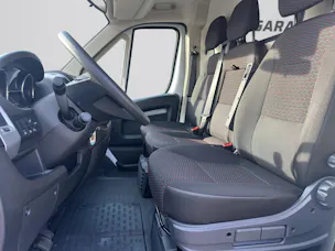 Peugeot Boxer 2.2 HDI 335 L2H2