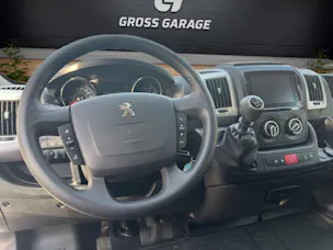 Peugeot Boxer 2.2 HDI 335 L2H2