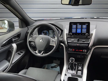 MITSUBISHI ECLIPSE CROSS 10