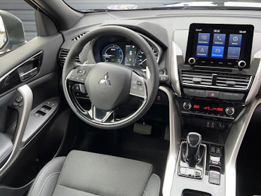 MITSUBISHI ECLIPSE CROSS 12
