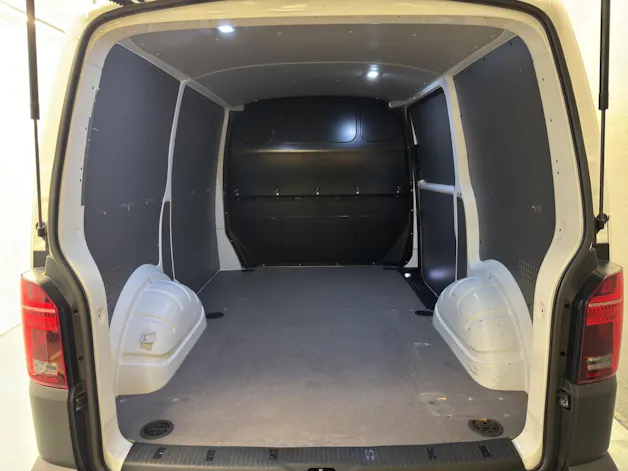 VW T6.1 Kaw. 3000 2.0 TDI 150 DSG 4motion