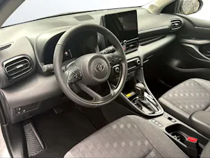 Toyota Yaris 1.5 VVT-i HSD Trend