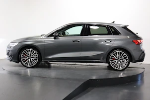 Fahrzeugbild AUDI S3 Sportback 2.0 TFSI quattro S-Tronic