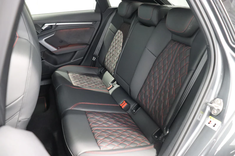 Fahrzeugbild AUDI RS3
