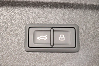 https://vehicle.imgix.net/4229121/9ad585d9-5ddc-48e5-ba25-eca121846530.JPG