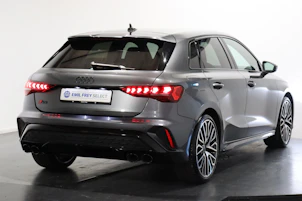 Fahrzeugbild AUDI S3 Sportback 2.0 TFSI quattro S-Tronic