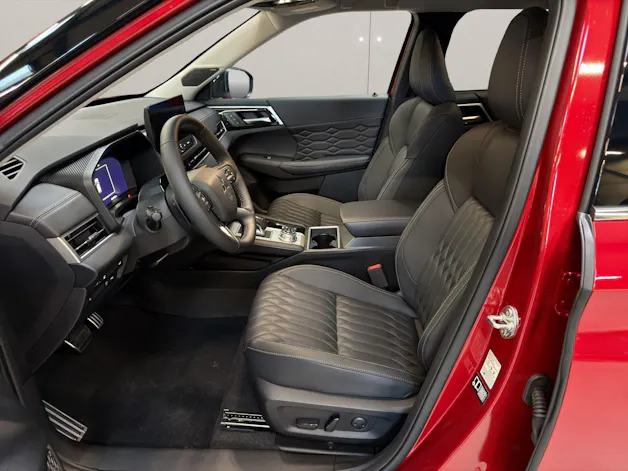 Mitsubishi Outlander 2.4 PHEV Instyle Blackline  4x4