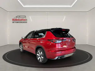 Mitsubishi Outlander 2.4 PHEV Instyle Blackline  4x4