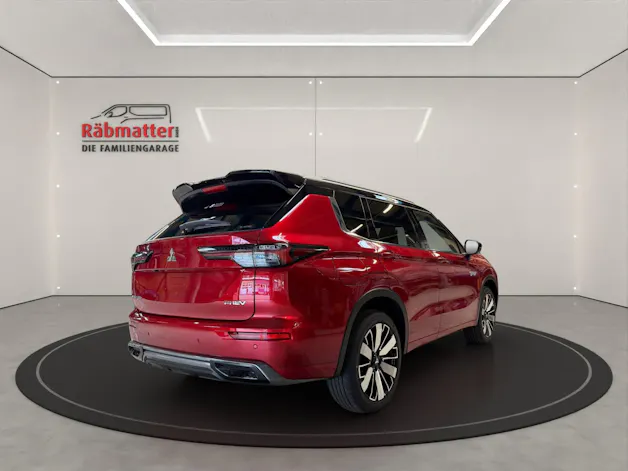 Mitsubishi Outlander 2.4 PHEV Instyle Blackline  4x4