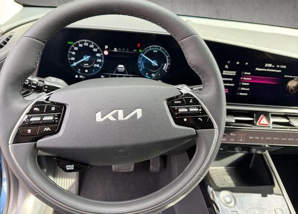 Fahrzeugbild 9 Fahrzeugbild 9