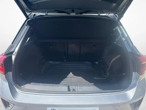 https://vehicle.imgix.net/4229266/c10ab334-b920-4aba-936b-10da41050517.jpg
