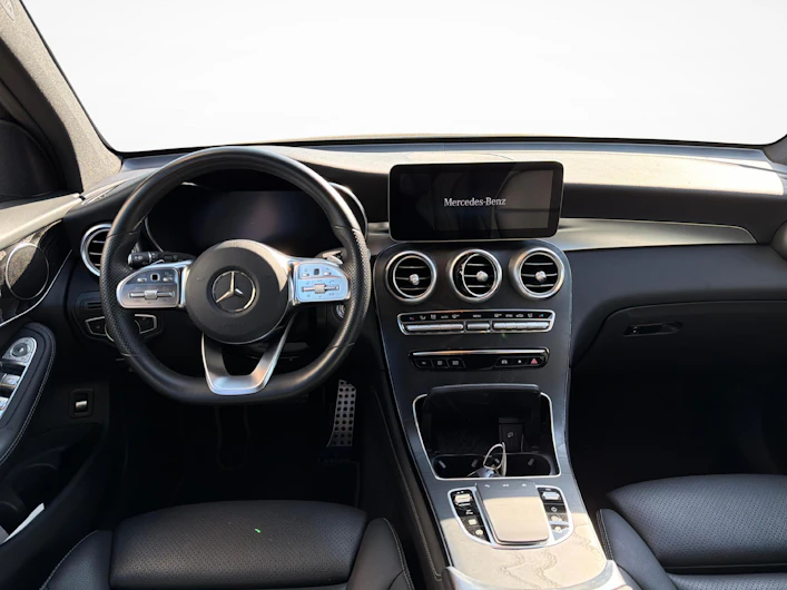 Fahrzeugbild MERCEDES-BENZ GLC 200