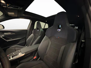 https://vehicle.imgix.net/4229281/629c0a9e-dedd-4380-9dba-4b9293e54c5f.jpg