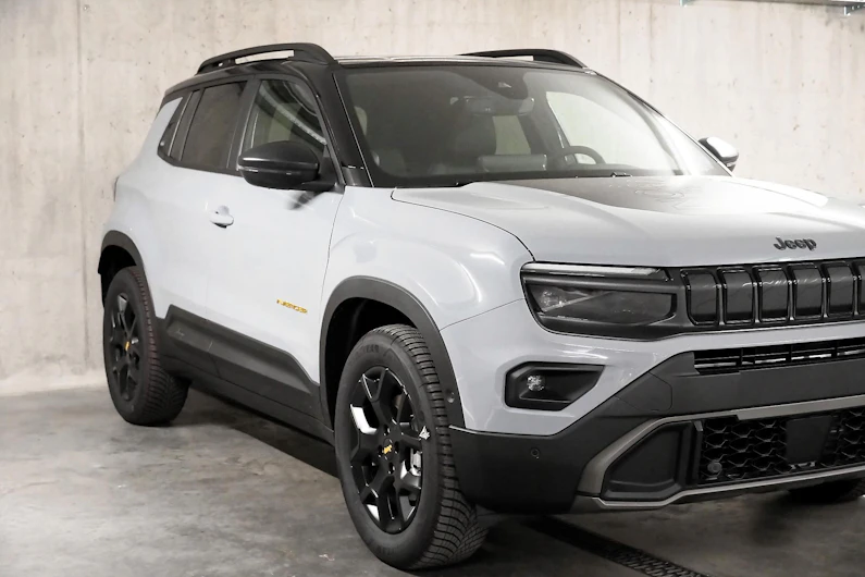 image du véhicule JEEP AVENGER