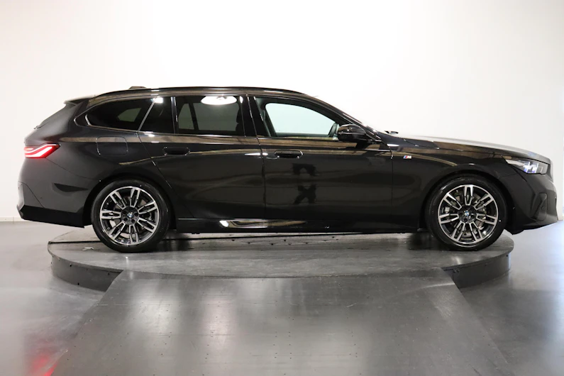 immagine del veicolo BMW 5 SERIES