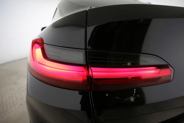 BMW X4 M40d