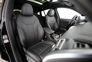 Fahrzeugbild BMW X4 M40d