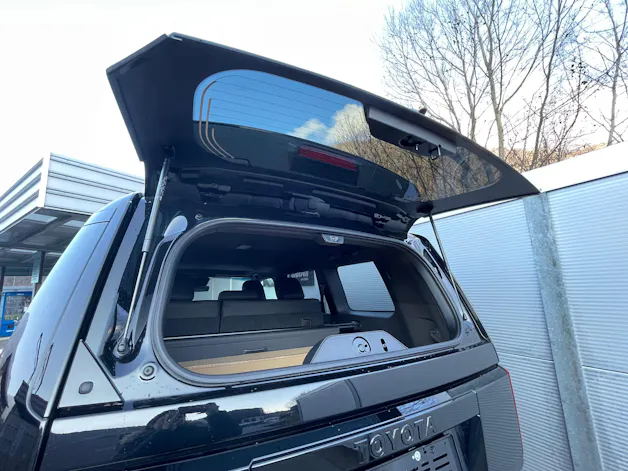 Toyota Land Cruiser 2.8 D 48V Invincible