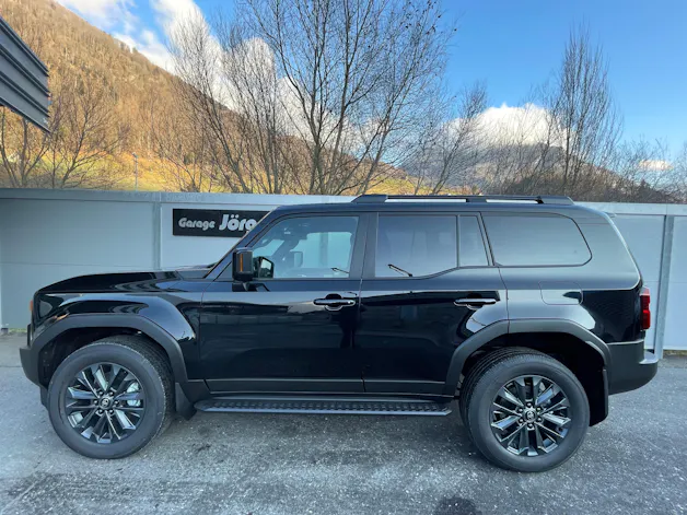 Toyota Land Cruiser 2.8 D 48V Invincible