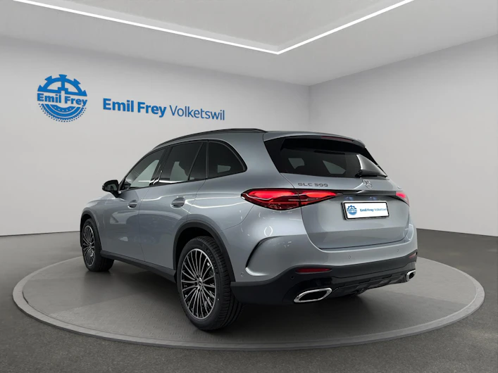 Fahrzeugbild MERCEDES-BENZ GLC 300