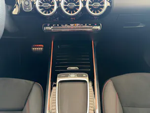 Mercedes-Benz GLA 200 d AMG Line