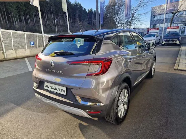 Renault Captur 1.3 TCe 140 Intens EDC