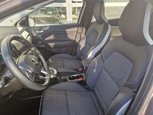 Renault Captur 1.3 TCe 140 Intens EDC