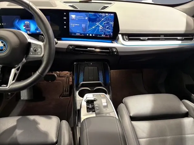 BMW X1 30e xDrive paddles