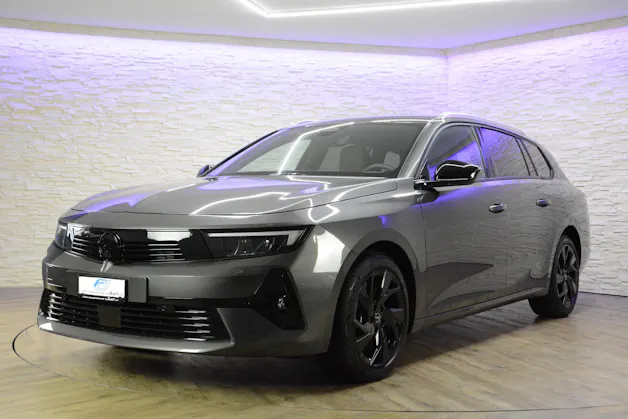 Opel Astra Sports Tourer 1.6 T PHEV 180 Swiss Plus