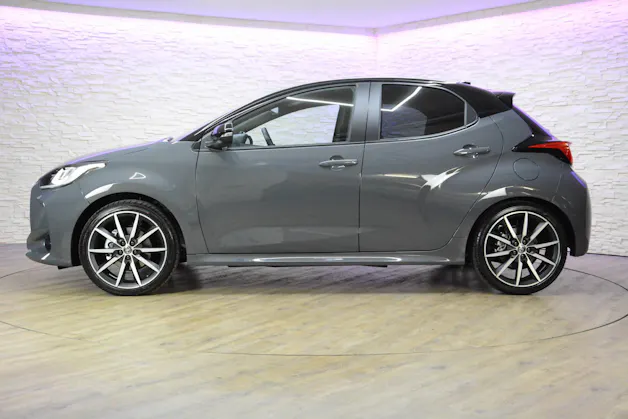 Toyota Yaris 1.5 VVT-i HSD GR Sport