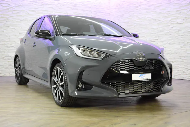Toyota Yaris 1.5 VVT-i HSD GR Sport