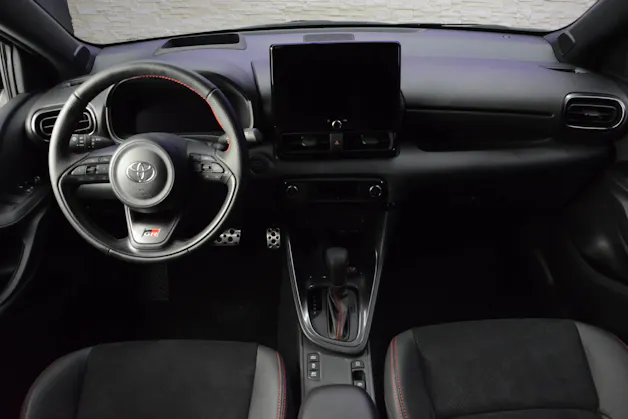 Toyota Yaris 1.5 VVT-i HSD GR Sport