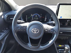 Fahrzeugbild TOYOTA Yaris 1.5 VVT-i HSD Trend