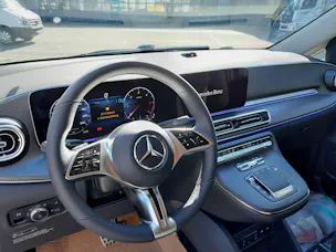 Mercedes-Benz Horizon 300d lang 4x4