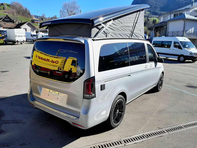 Mercedes-Benz Horizon 300d lang 4x4
