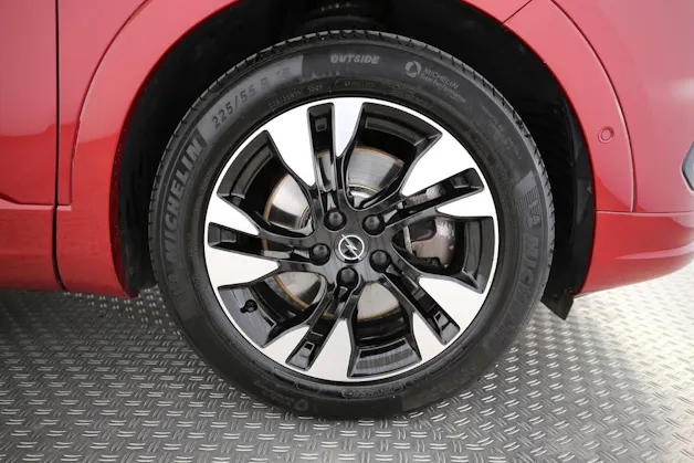 Opel Grandland 1.6 T PHEV Elegance