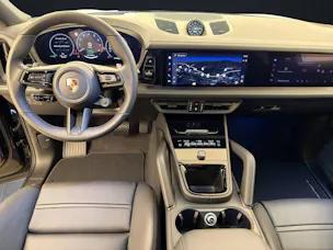 Porsche Cayenne E-Hybrid Coupé Black Edition