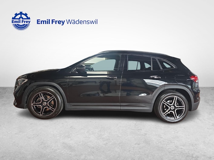 image du véhicule MERCEDES-BENZ GLA 200