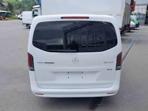 Mercedes-Benz Vito 116 CDI Kombi L 4x4 Family