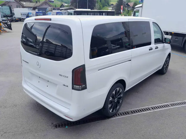 Mercedes-Benz Vito 116 CDI Kombi L 4x4 Family