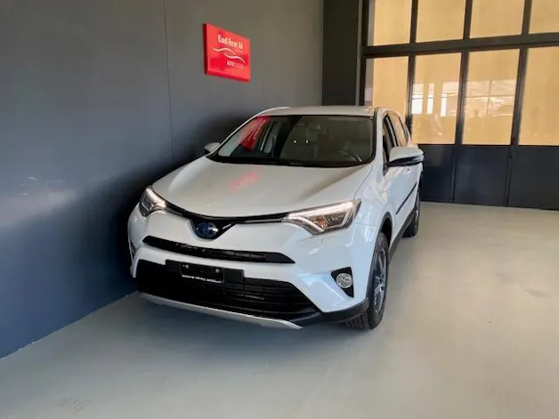 Toyota RAV4 2.5 HSD Sol Premium