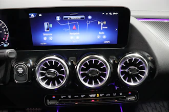 https://vehicle.imgix.net/4229570/84dd3848-c56a-42e7-98c8-76f4dde44b07.JPG