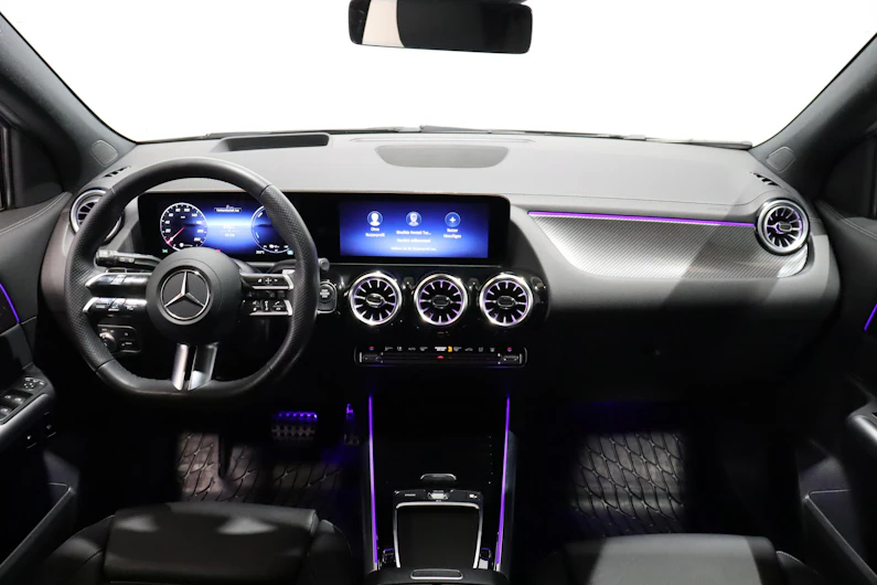 image du véhicule MERCEDES-BENZ GLA 250