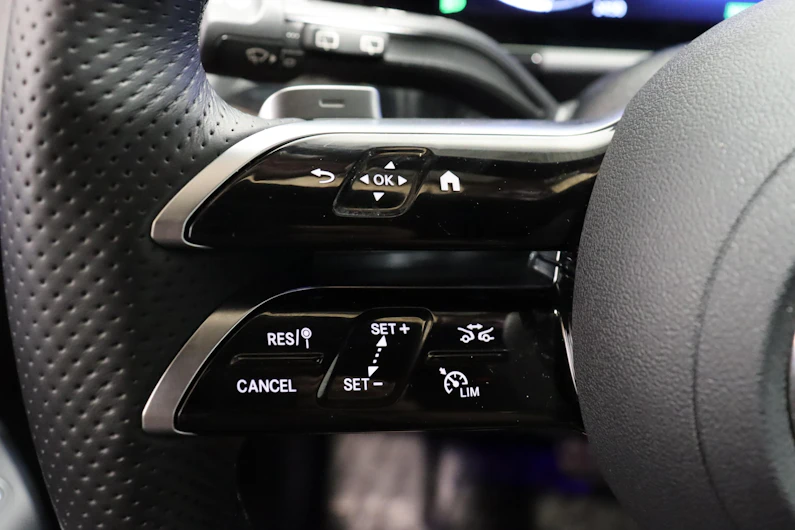 image du véhicule MERCEDES-BENZ GLA 250