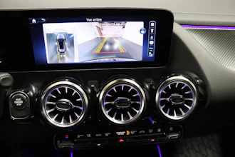 https://vehicle.imgix.net/4229570/e1e74da3-21ae-4e79-bc3b-b0ef513029fe.JPG