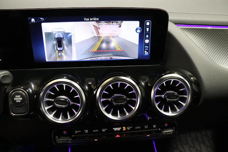 image du véhicule MERCEDES-BENZ GLA 250