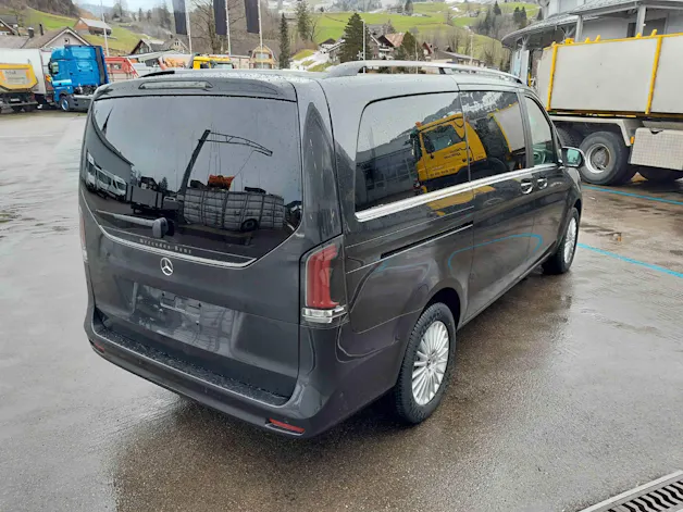 Mercedes-Benz V 300 d Avantgarde lang Van 4x4